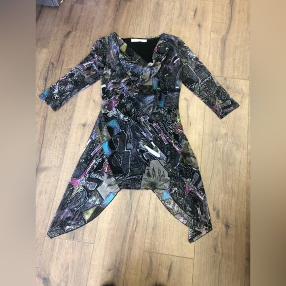 MELANIE LYNE THREE QUARTERS SLEEVE ASYMMETRICAL SIDES BLOUSE TUNIC - Picture 6 of 10